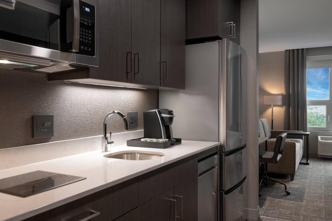 Towneplace Suites By Marriott Boston 메드퍼드 외부 사진