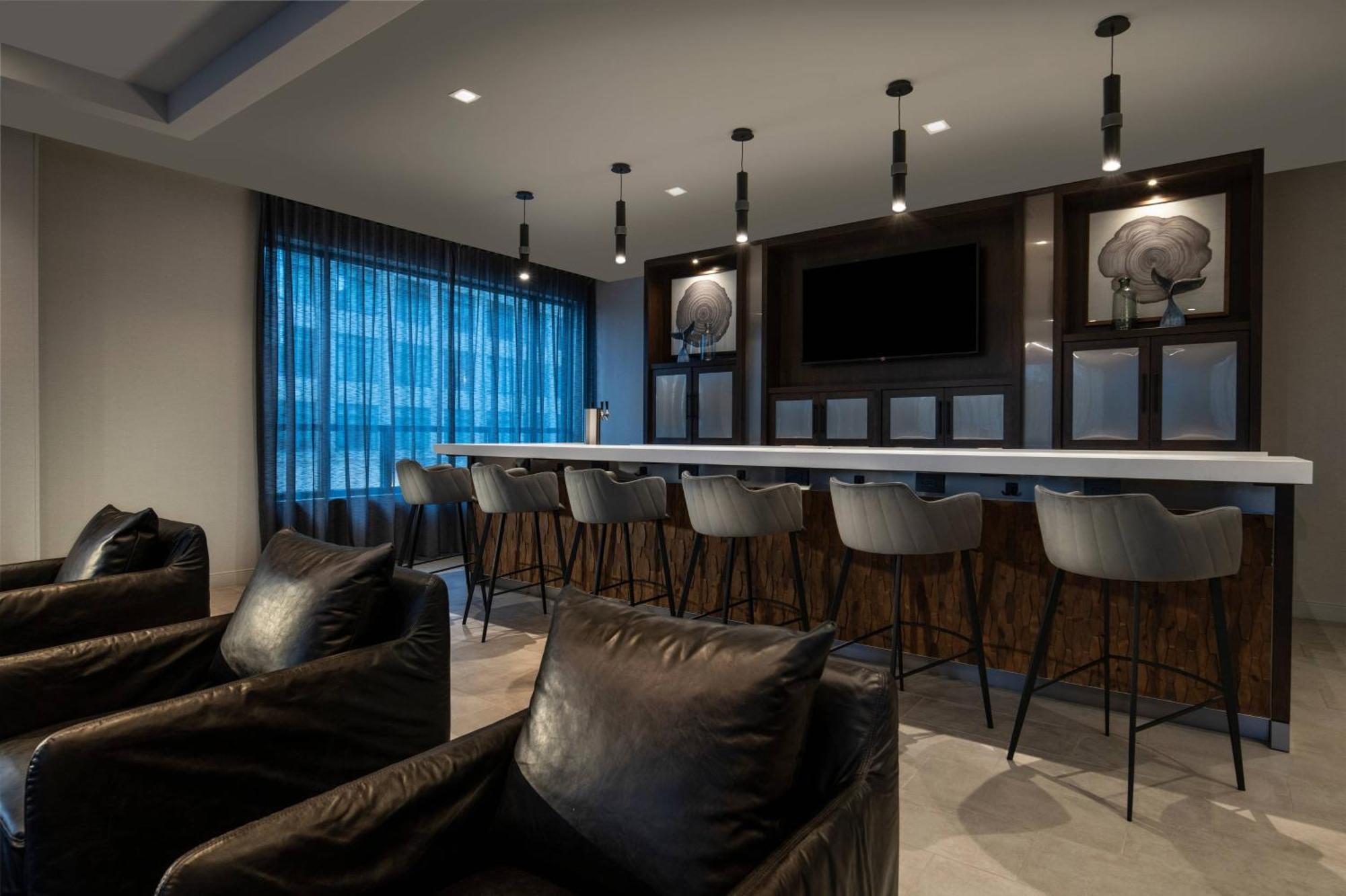 Towneplace Suites By Marriott Boston 메드퍼드 외부 사진