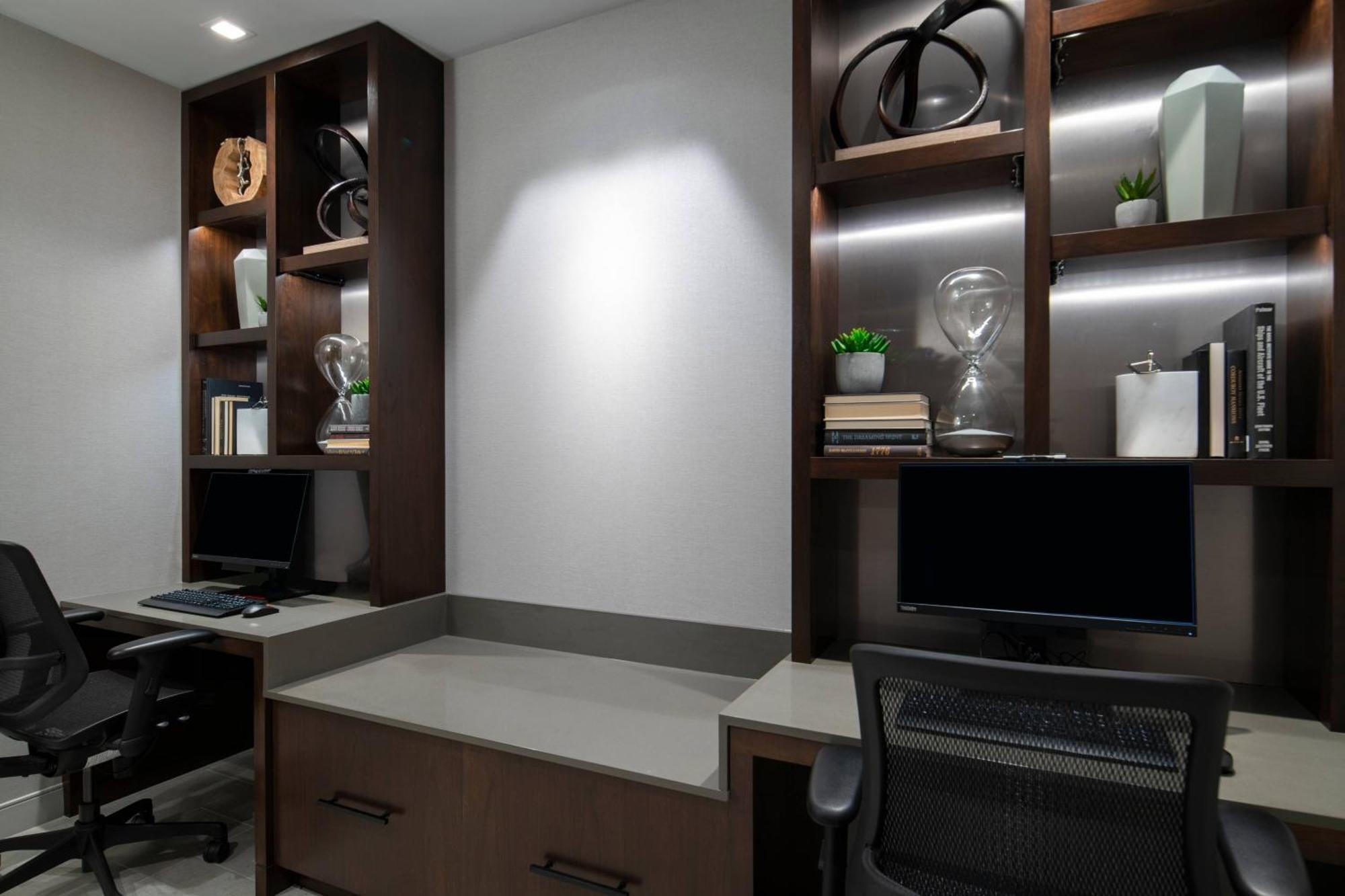 Towneplace Suites By Marriott Boston 메드퍼드 외부 사진